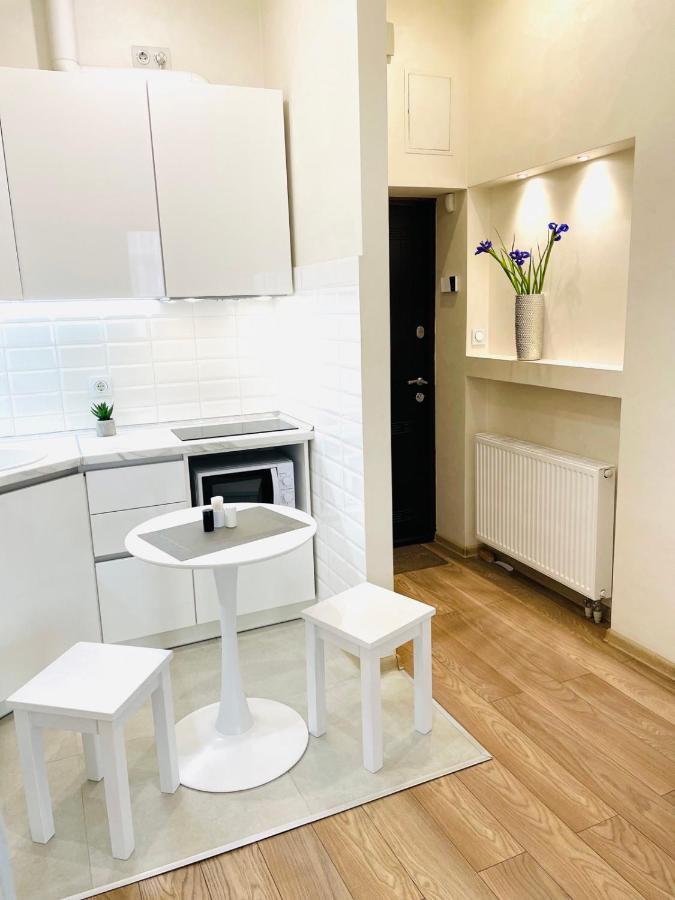 Apartment Жд Вокзал, Центр ลวีฟ ภายนอก รูปภาพ